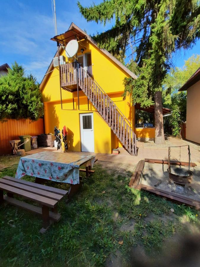 Villa Fenyves Nyaralo Hajdúszoboszló Esterno foto