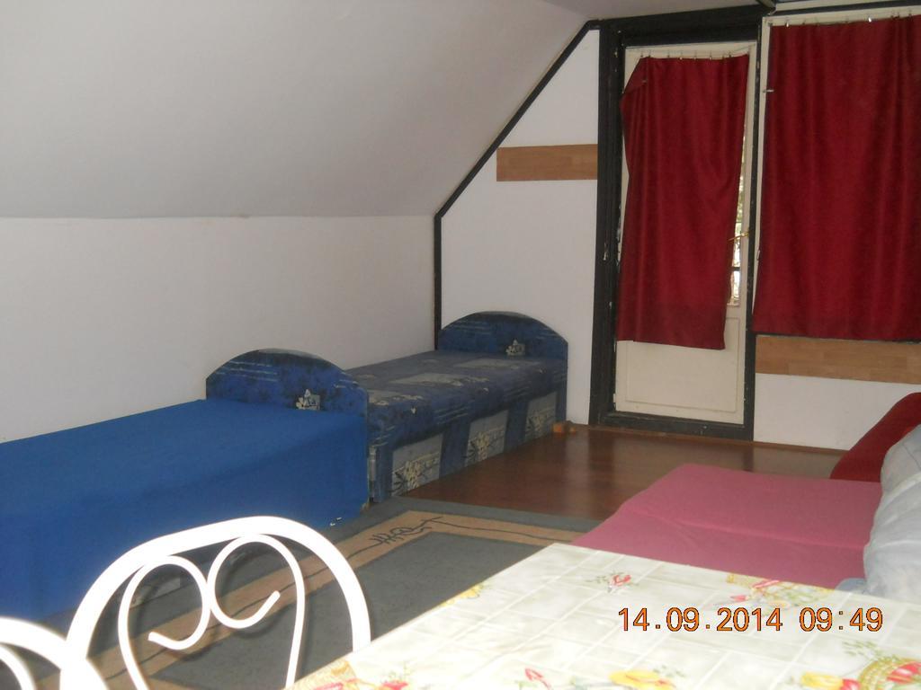 Villa Fenyves Nyaralo Hajdúszoboszló Camera foto